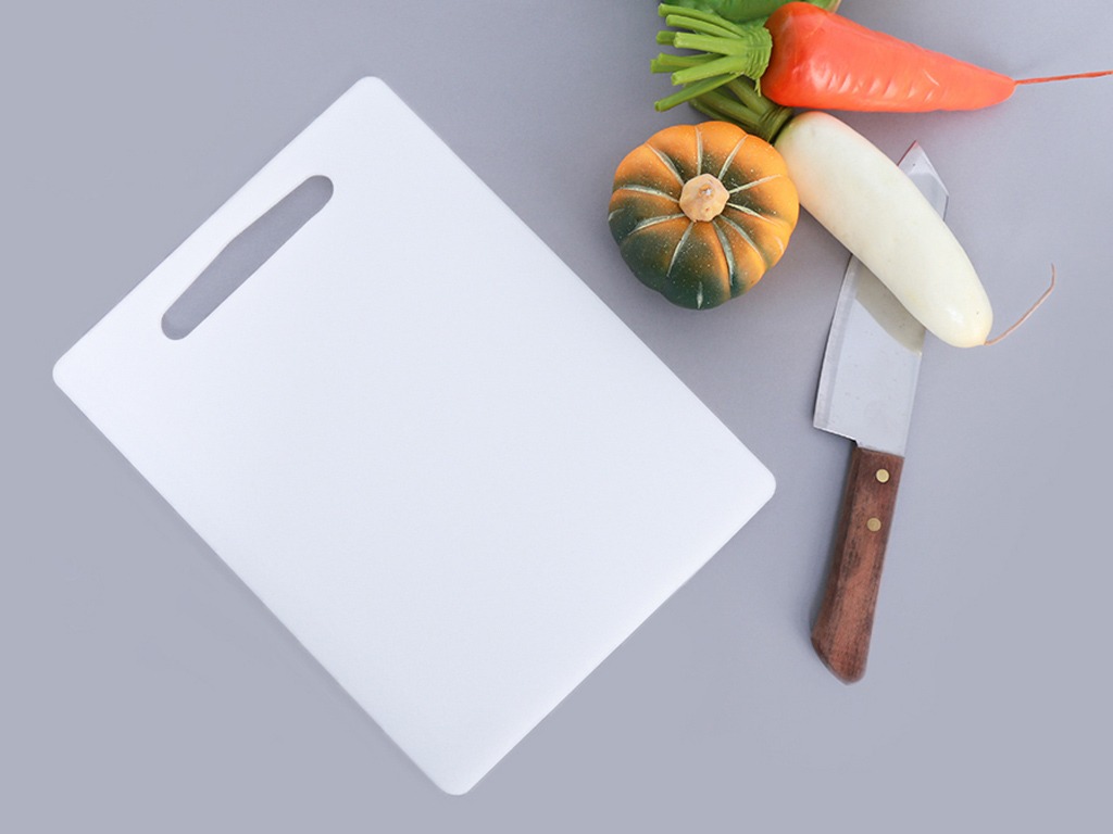 Thớt nhựa và thớt gỗ cái nào tốt hơn? Cao thủ bếp núc cũng chưa chắc biết đáp án - Ảnh 1 Thớt nhựa và thớt gỗ cái nào tốt hơn? Cao thủ bếp núc cũng chưa chắc biết đáp án - Ảnh 1