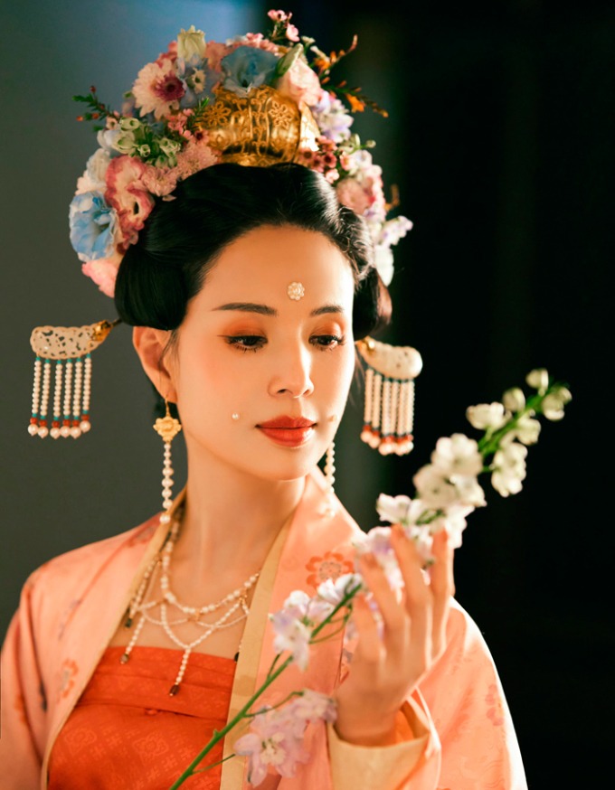 Lối trang điểm của các phi tần, công chúa trong cung thời xưa.