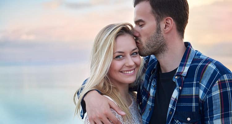 5 dấu hiệu chàng đang giả vờ yêu bạn, đừng vì mật ngọt để bị lừa - Ảnh 1 5 dấu hiệu chàng đang giả vờ yêu bạn, đừng vì mật ngọt để bị lừa - Ảnh 1