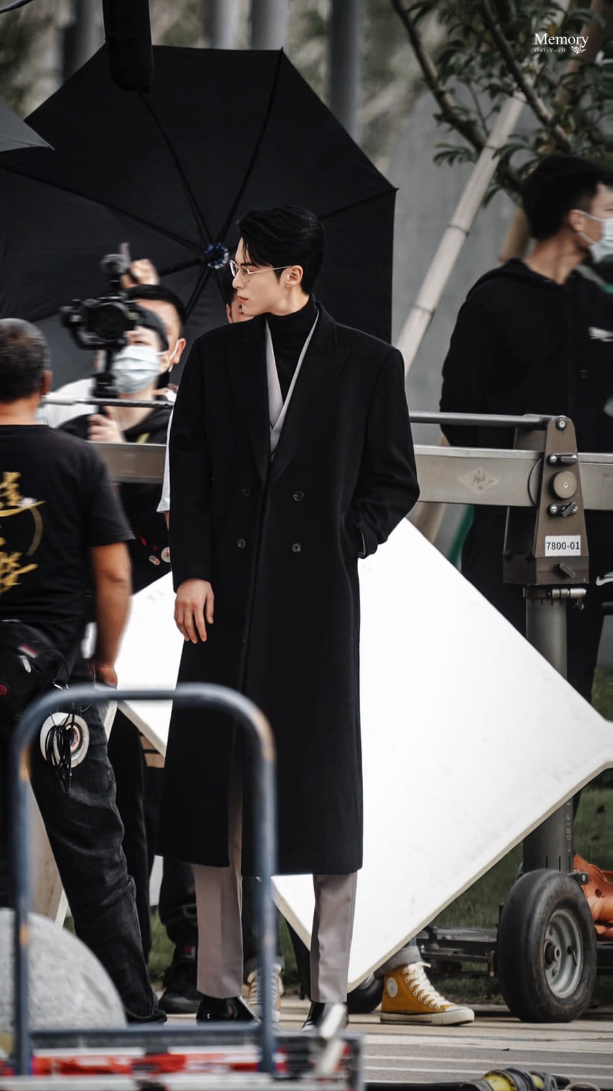 Tạo hình tổng tài đẹp như 'xé sách bước ra' của Vương Hạc Đệ - Ảnh 1