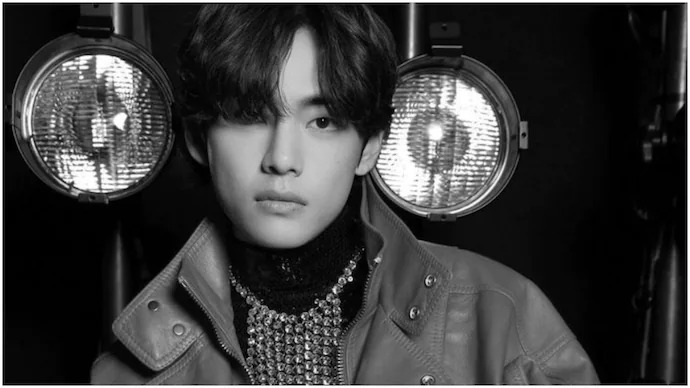 V(BTS) đạt thành tích mọi ngôi sao châu Á khao khát