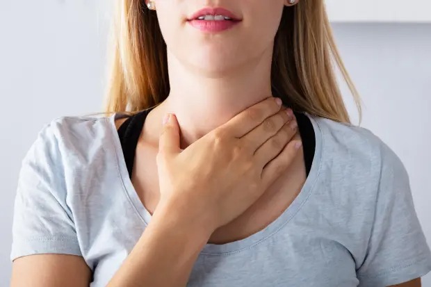 Viêm họng kèm 1 trong 4 triệu chứng này thì đi khám bác sĩ ngay đừng chủ quan Viêm họng kèm 1 trong 4 triệu chứng này thì đi khám bác sĩ ngay đừng chủ quan