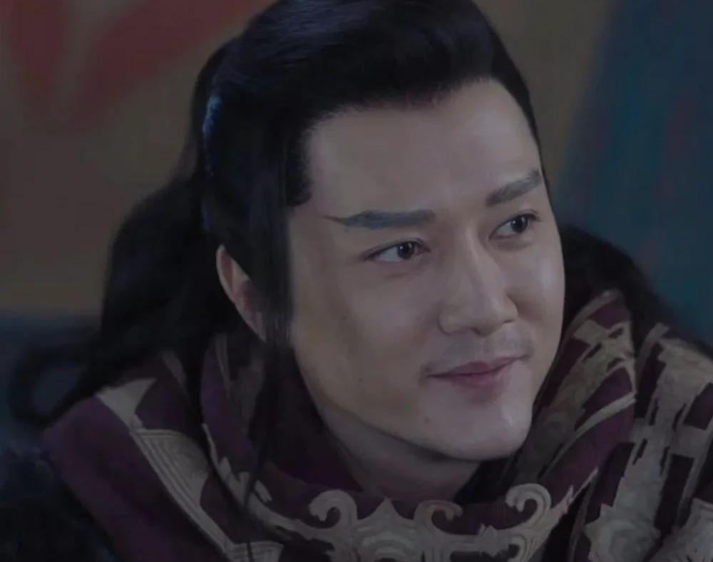 Hậu ly hôn, Phùng Thiệu Phong bị Triệu Lệ Dĩnh cho 'hít khói', chạy dài cũng không kịp vợ cũ - Ảnh 5