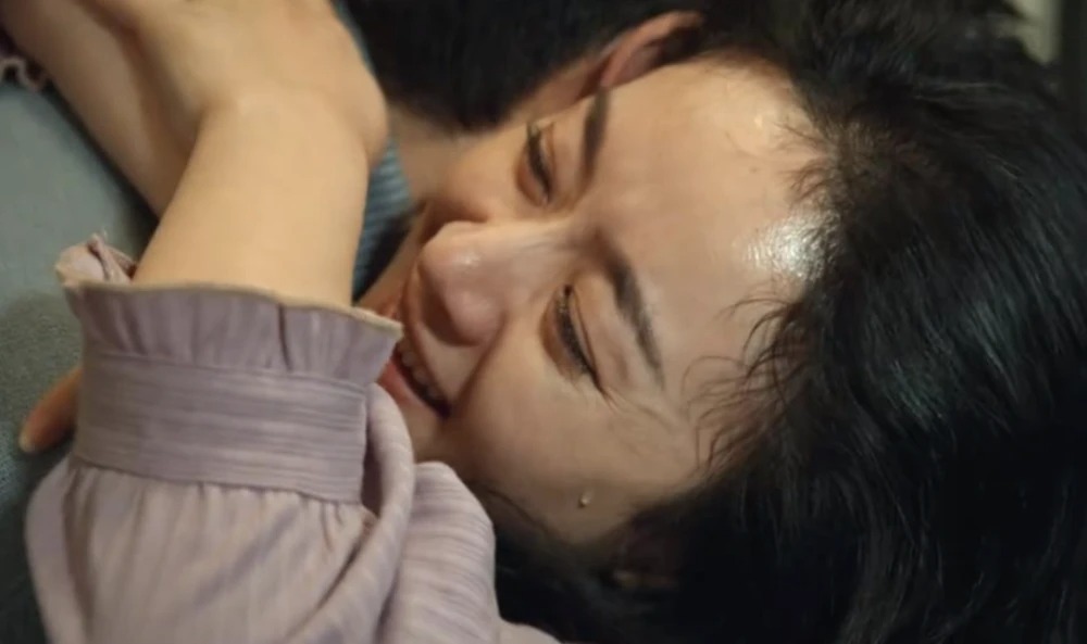 Hậu ly hôn, Phùng Thiệu Phong bị Triệu Lệ Dĩnh cho 'hít khói', chạy dài cũng không kịp vợ cũ - Ảnh 3