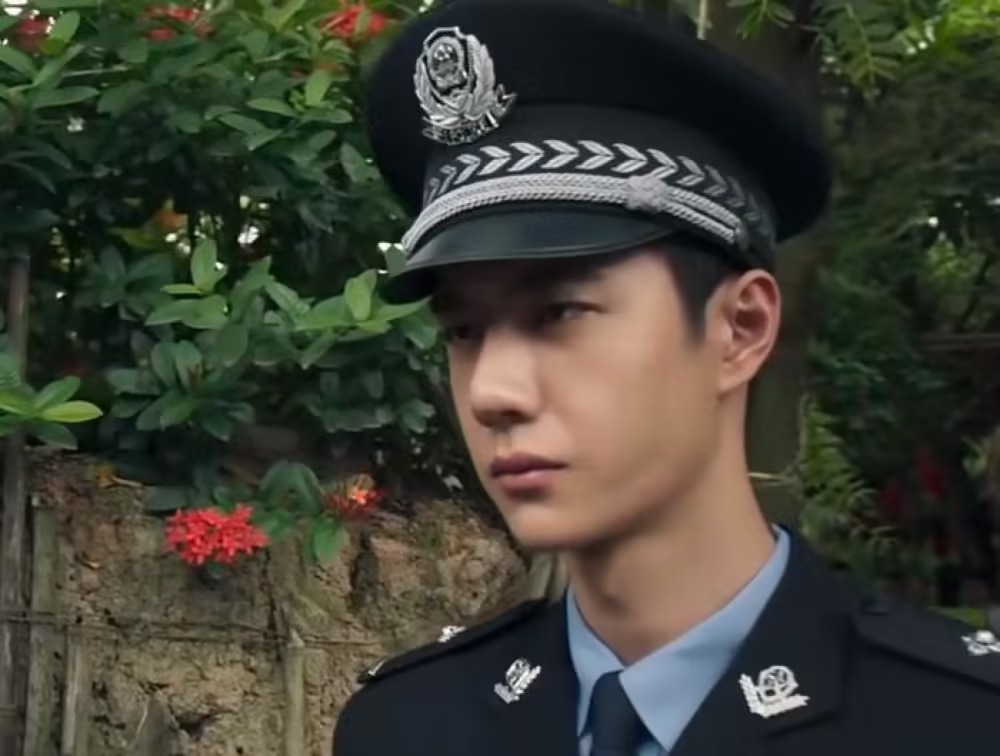 Dương Dương, Vương Nhất Bác lọt top 6 sao nam Hoa ngữ diễn xuất tệ nhất năm 2022 - Ảnh 1 Dương Dương, Vương Nhất Bác lọt top 6 sao nam Hoa ngữ diễn xuất tệ nhất năm 2022 - Ảnh 1