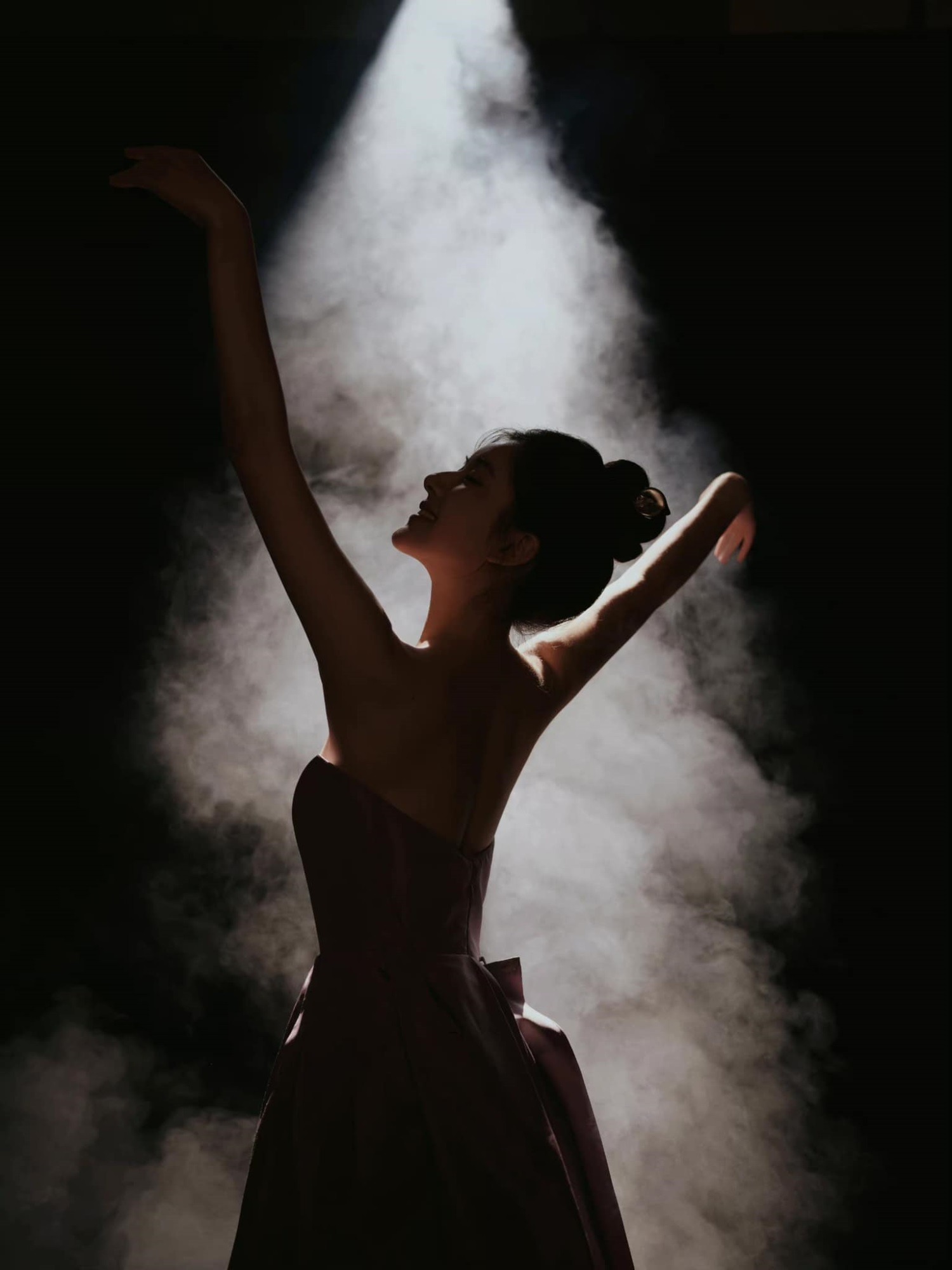 Người đẹp đã chăm chỉ luyện tập để có được vóc dáng ngày càng tiến tới ngưỡng hoàn hảo.