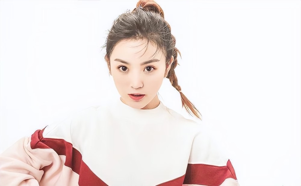 Nữ chính 'Khanh Khanh Nhật Thường' tiếp tục bị tố là gái hư, khác xa hình ảnh ngọc nữ trên phim - Ảnh 1