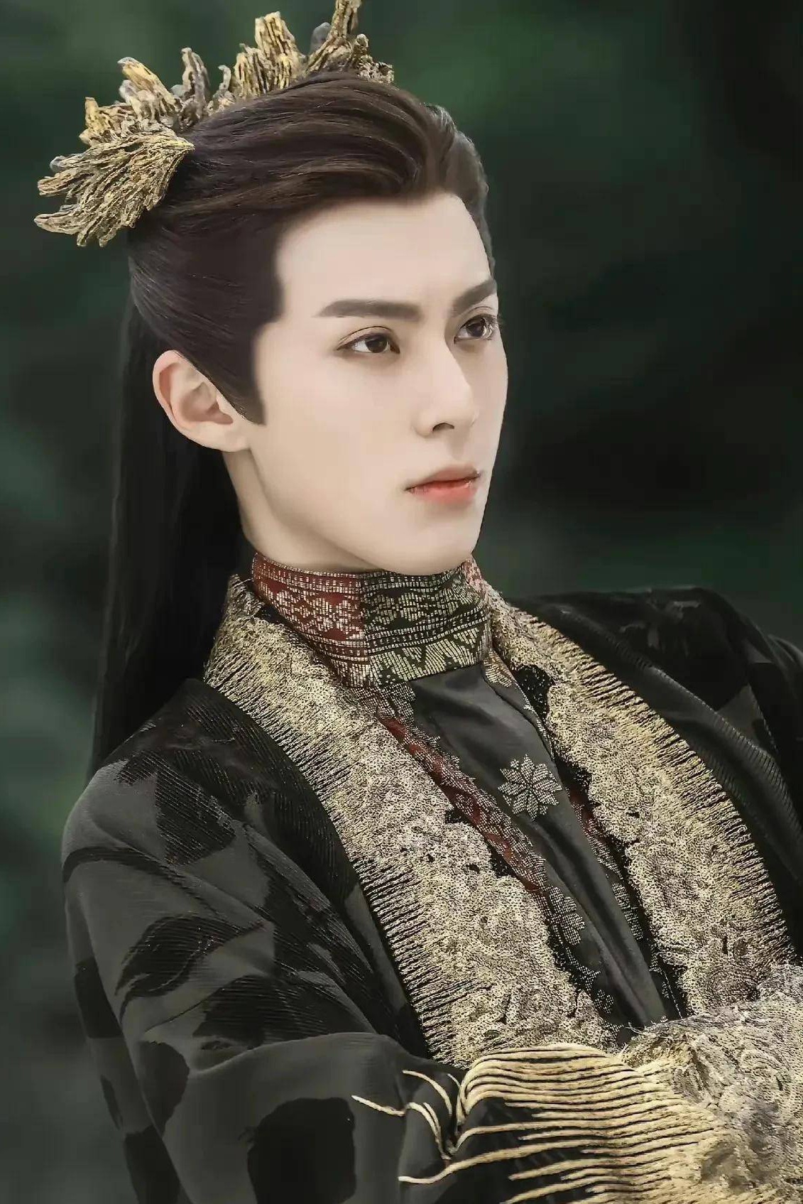 Vương Hạc Đệ thành công với vai diễn trong Thương Lan Quyết.