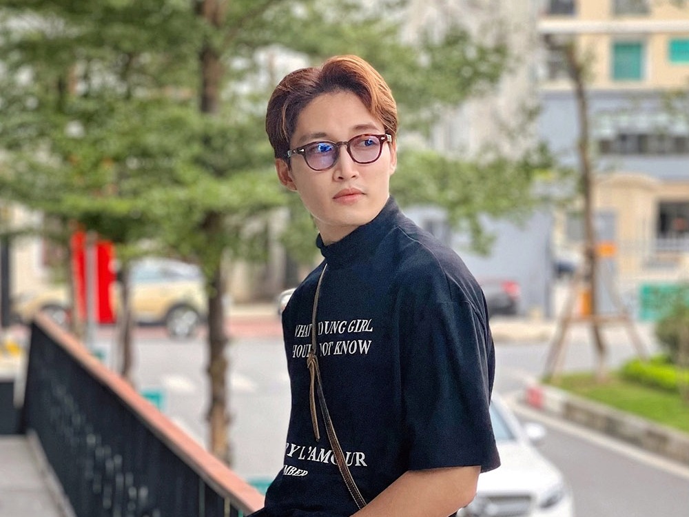 Đình Tú khoe 'bạn gái mới', khẳng định ra Tết lên sóng - Ảnh 2