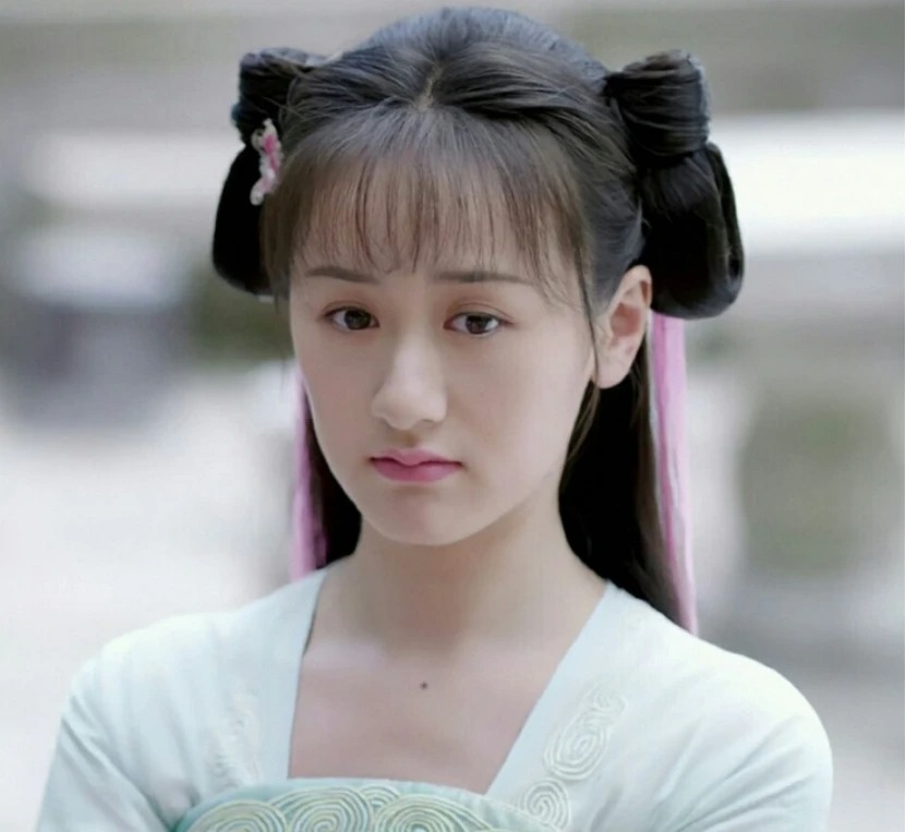 16 sao Hoa ngữ 'lật xe' trong mùa dịch: Ngô Diệc Phàm rúng động, Đặng Luân gây tiếc nuối - Ảnh 7 16 sao Hoa ngữ 'lật xe' trong mùa dịch: Ngô Diệc Phàm rúng động, Đặng Luân gây tiếc nuối - Ảnh 7