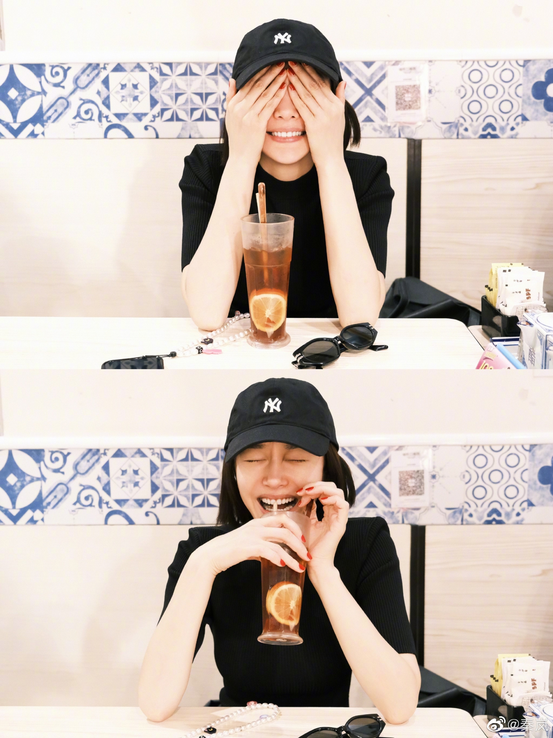 Dù 43 tuổi nhưng biểu cảm của người đẹp đáng yêu và trẻ trung như những cô gái ngoài 20.