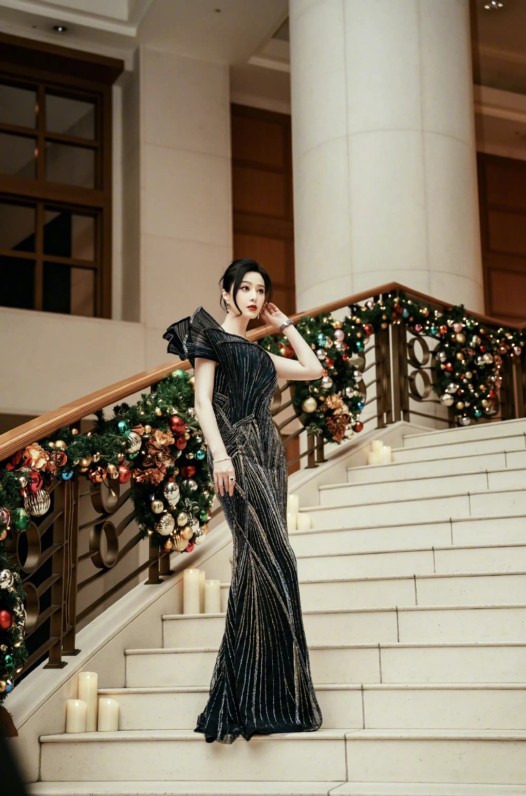 Phạm Băng Băng xứng danh 'nữ hoàng', dù thất thế vẫn tỏa hào quang - Ảnh 4