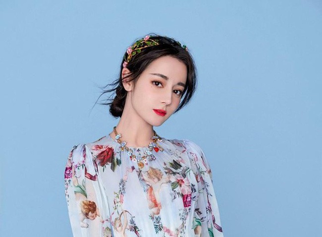 Địch Lệ Nhiệt Ba trải lòng về sự thật khiến cô chịu tiếng bí mật mang thai - Ảnh 1