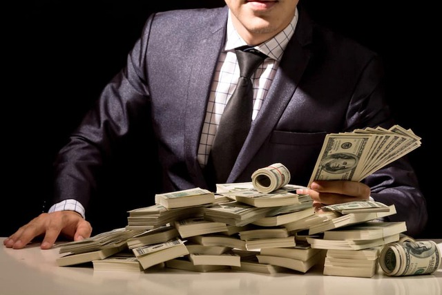 Đừng xem mặt bắt hình dong, 4 con giáp này bên ngoài giản dị, bên trong giàu ú ụ