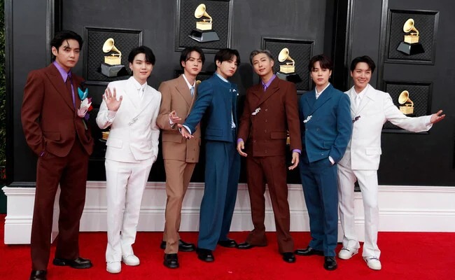 BTS trở thành hiện tượng toàn cầu, có lượng fan đông đảo trên toàn thế giới.
