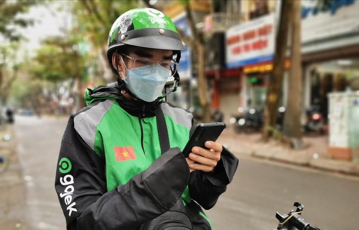 Huyên mong công việc ổn định để làm nhiều việc cho bản thân, gia đình.