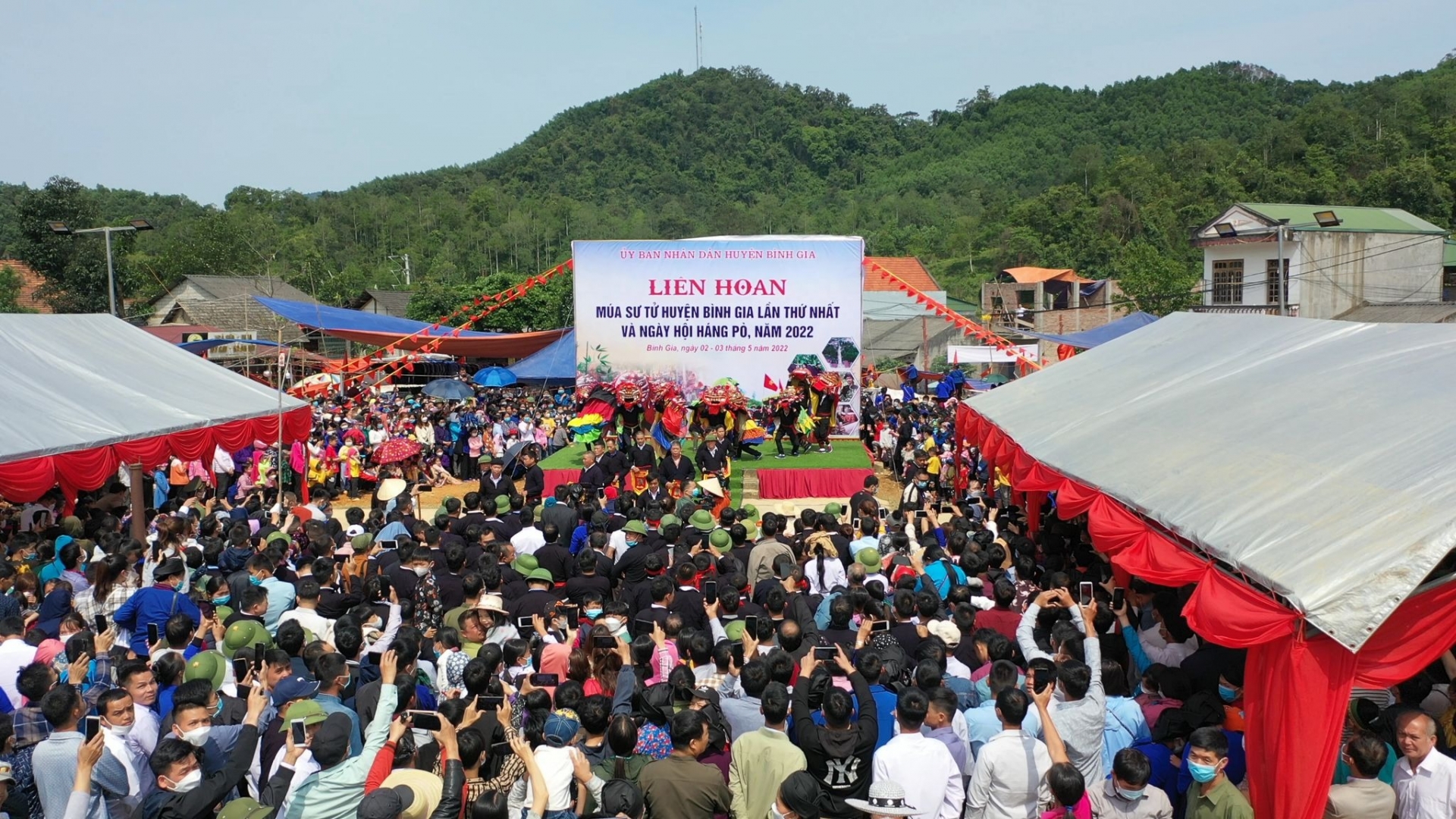 Liên hoan múa sư tử huyện Bình Gia, Lạng Sơn.