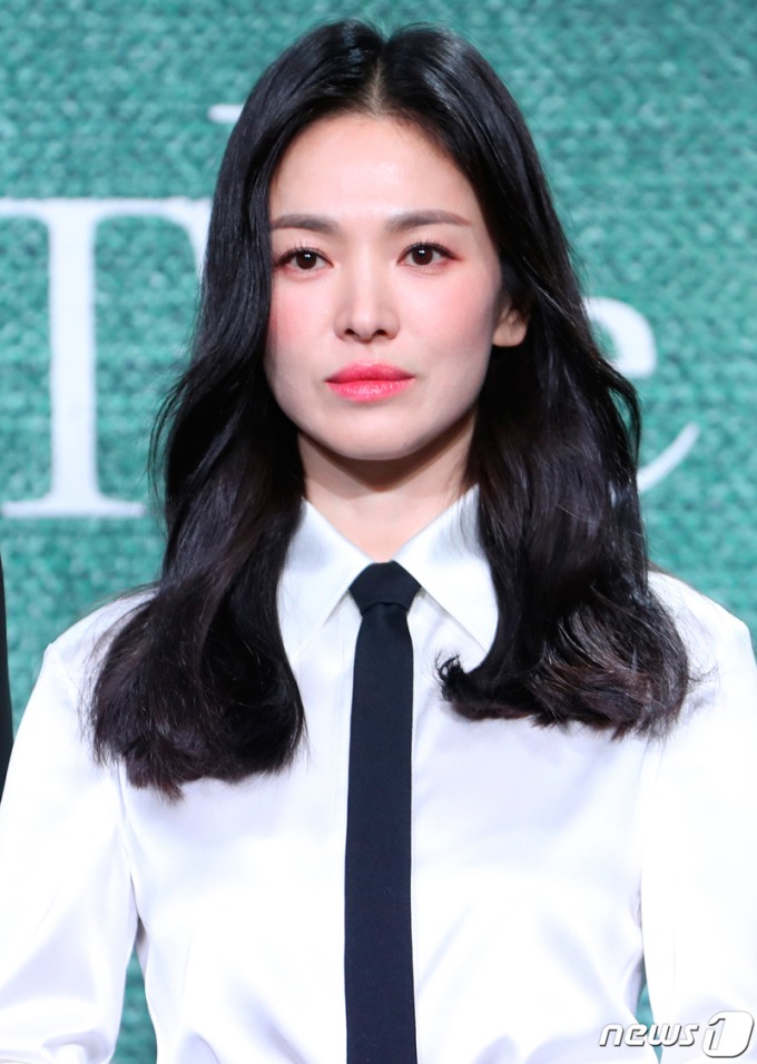 Cách Song Hye Kyo đối diện chuyện nhạy cảm gây ngỡ ngàng - Ảnh 3