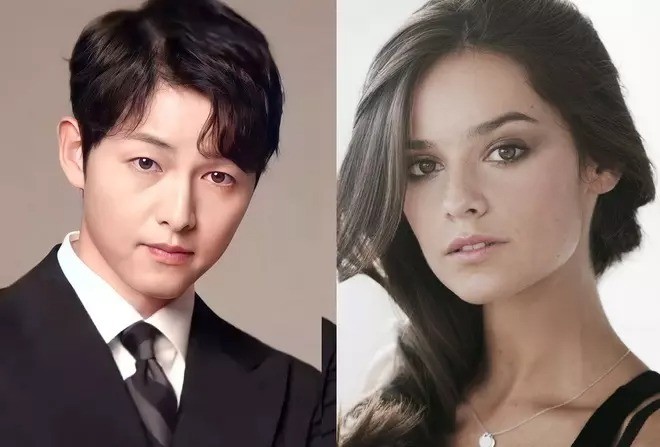 Vợ chồng Song Joong Ki, Katy Louise Saunders