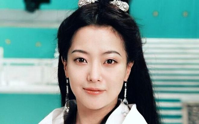 Nhan sắc đỉnh cao của Kim Hee Sun.