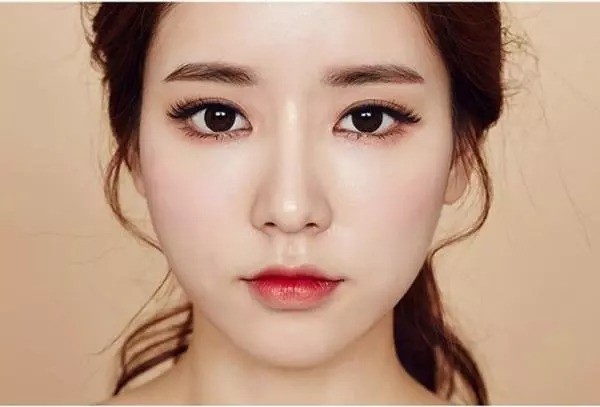 Sống mũi cao, thẳng, đầu mũi tròn và sáng là một trong những biểu hiện của người số sướng. Ảnh minh họa: Internet Sống mũi cao, thẳng, đầu mũi tròn và sáng là một trong những biểu hiện của người số sướng. Ảnh minh họa: Internet