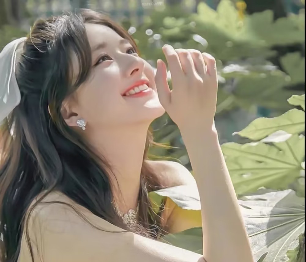 Triệu Lộ Tư đang vướng nhiều tin đồn, ảnh hưởng xấu đến danh tiếng.