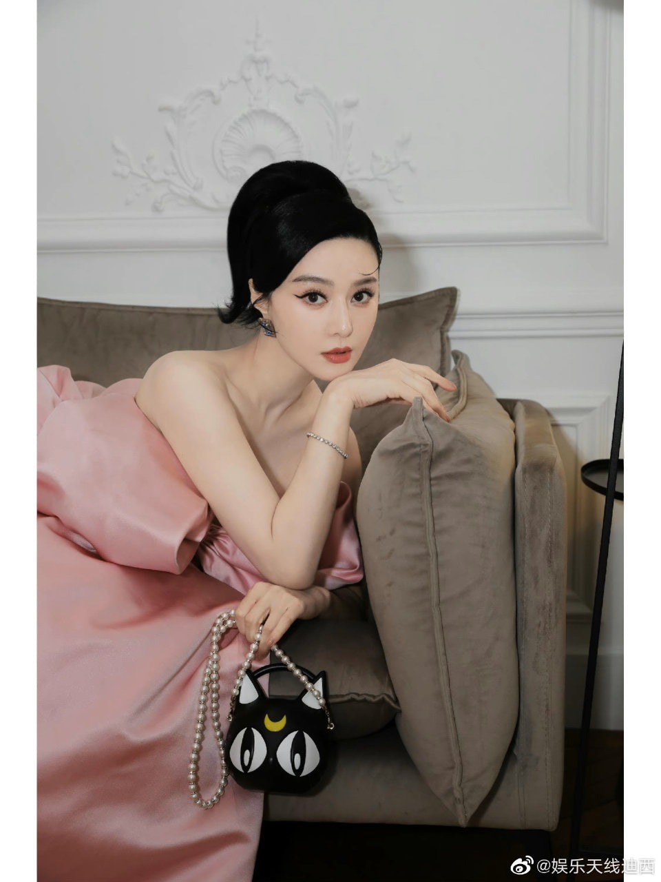 Nhan sắc ở tuổi 41 của Phạm Gia khiến khán giả phải trầm trồ.