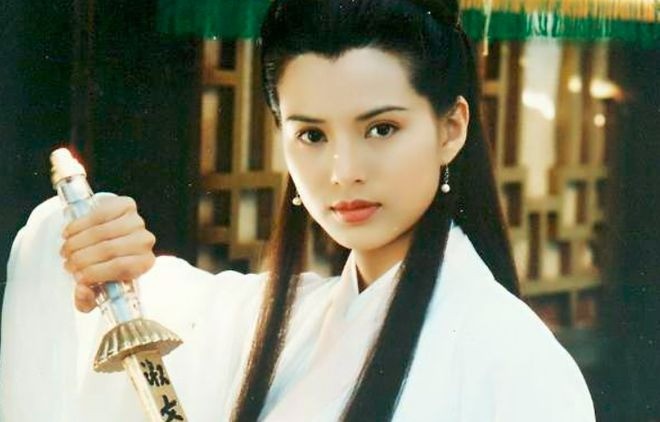 Vai diễn Tiểu Long Nữ kinh điển của Lý Nhược Đồng.