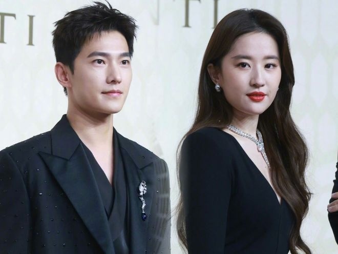 Lưu Diệc Phi và Dương Dương tại sự kiện của Bulgari ngày hôm qua. Lưu Diệc Phi và Dương Dương tại sự kiện của Bulgari ngày hôm qua.