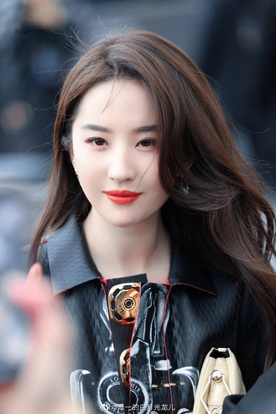 Vẻ đẹp bất chấp thời gian của Lưu Diệc Phi. Đến nay, vẫn chưa có mỹ nhân nào trong Cbiz soán được danh xưng 'thần tiên tỷ tỷ' của cô nàng.