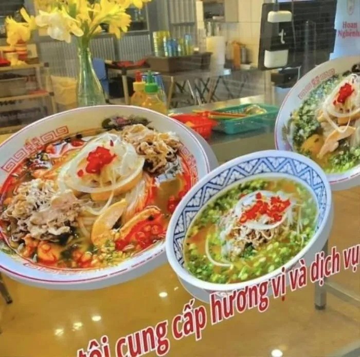 Những bát phở mà Hyun Bin và Park Hoon order khiến dân tình xôn xao. Những bát phở mà Hyun Bin và Park Hoon order khiến dân tình xôn xao.