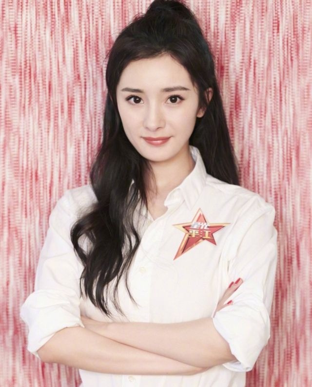 Dương Mịch đã lâu không về thăm con gái.