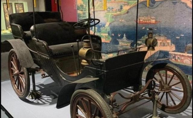 Chiếc 'quái xế' mà Từ Hi Thái hậu từng sử dụng được Mercedes săn đón. Chiếc 'quái xế' mà Từ Hi Thái hậu từng sử dụng được Mercedes săn đón.