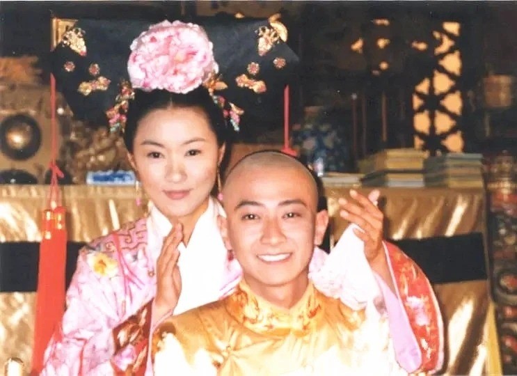Cô đơn đến 51 tuổi, 'Công chúa Hoài Ngọc' Trịnh Gia Du bất ngờ tuyên bố kết hôn khiến CDM đứng hình 2 Cô đơn đến 51 tuổi, 'Công chúa Hoài Ngọc' Trịnh Gia Du bất ngờ tuyên bố kết hôn khiến CDM đứng hình 2