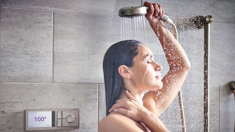 Tắm là lúc cơ thể bạn được thư giãn giữa làn nước, không phải lúc chải răng. Ảnh minh họa: Internet Tắm là lúc cơ thể bạn được thư giãn giữa làn nước, không phải lúc chải răng. Ảnh minh họa: Internet