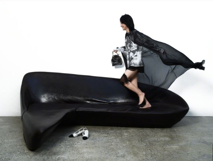 Hình ảnh nô đùa này làm khán giả nhớ đến Hoàng Dung (Thần Điêu Đại Hiệp) ngày nào.