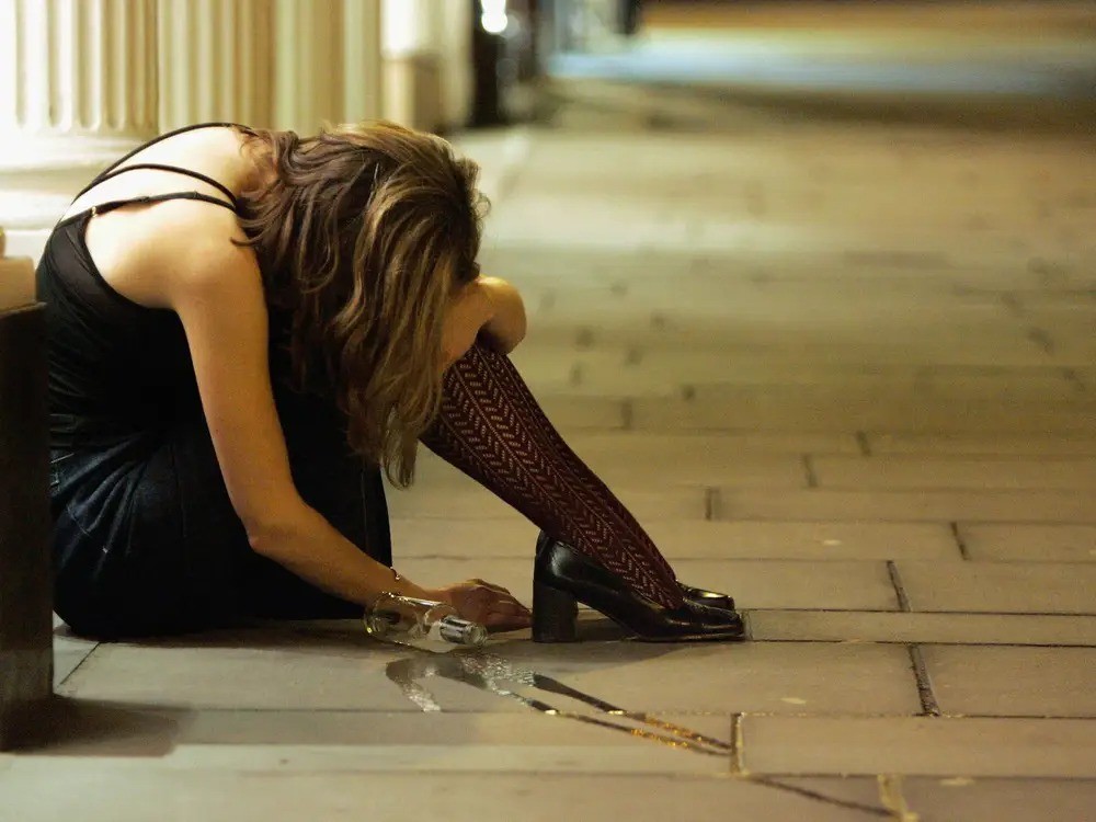 Đứng trước quyết định quan trọng, người thứ 3 có kỹ năng ra quyết định kém. Ảnh minh họa: Internet