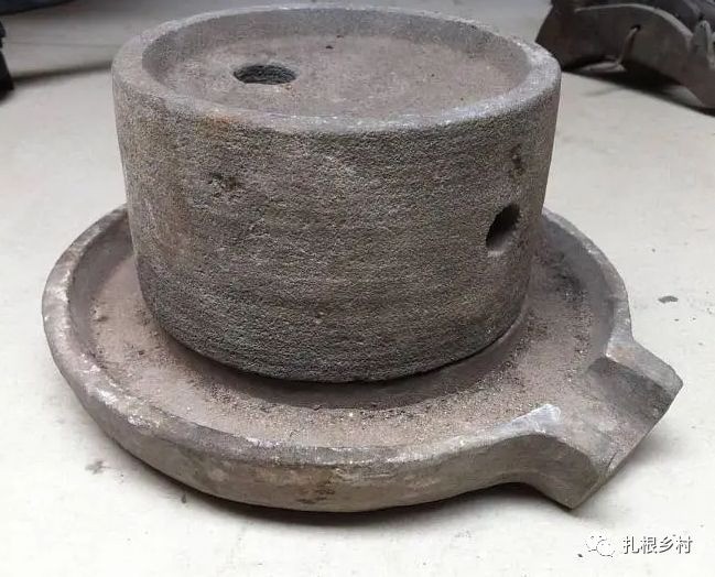 Người xưa có câu 'Trong nhà có 3 viên đá, gia đình thịnh vượng': Sự thật là gì? 2 Người xưa có câu 'Trong nhà có 3 viên đá, gia đình thịnh vượng': Sự thật là gì? 2