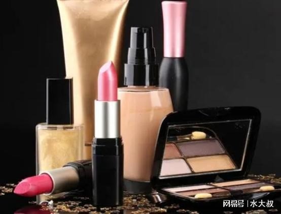 Trong nhà có 5 nhu yếu phẩm này thì vứt nhanh còn kịp, sử dụng lâu dài chẳng khác gì mang sức khỏe ra chơi đùa - Ảnh 2