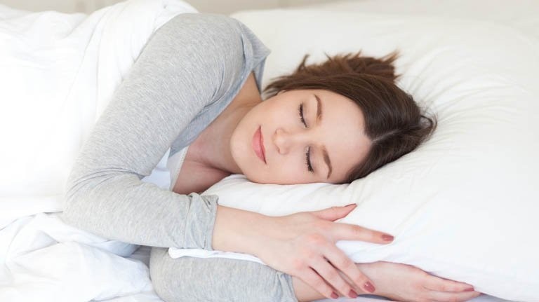 Một giấc ngủ ngon là biểu hiện của người khỏe cả thể chất lẫn tinh thần. Ảnh minh họa: Internet Một giấc ngủ ngon là biểu hiện của người khỏe cả thể chất lẫn tinh thần. Ảnh minh họa: Internet