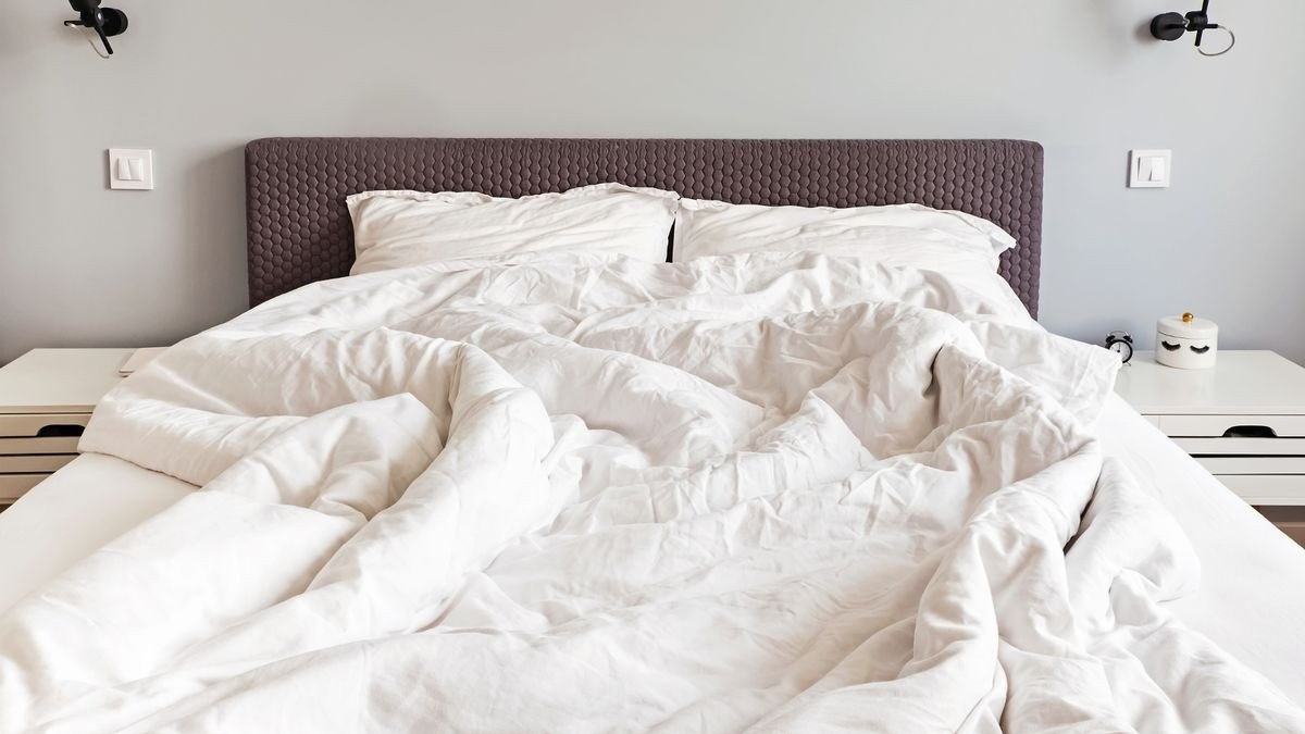 Dùng đệm cũ khiến cơ thể phải đối mặt với kẻ thù khủng khiếp. Ảnh: Mirror