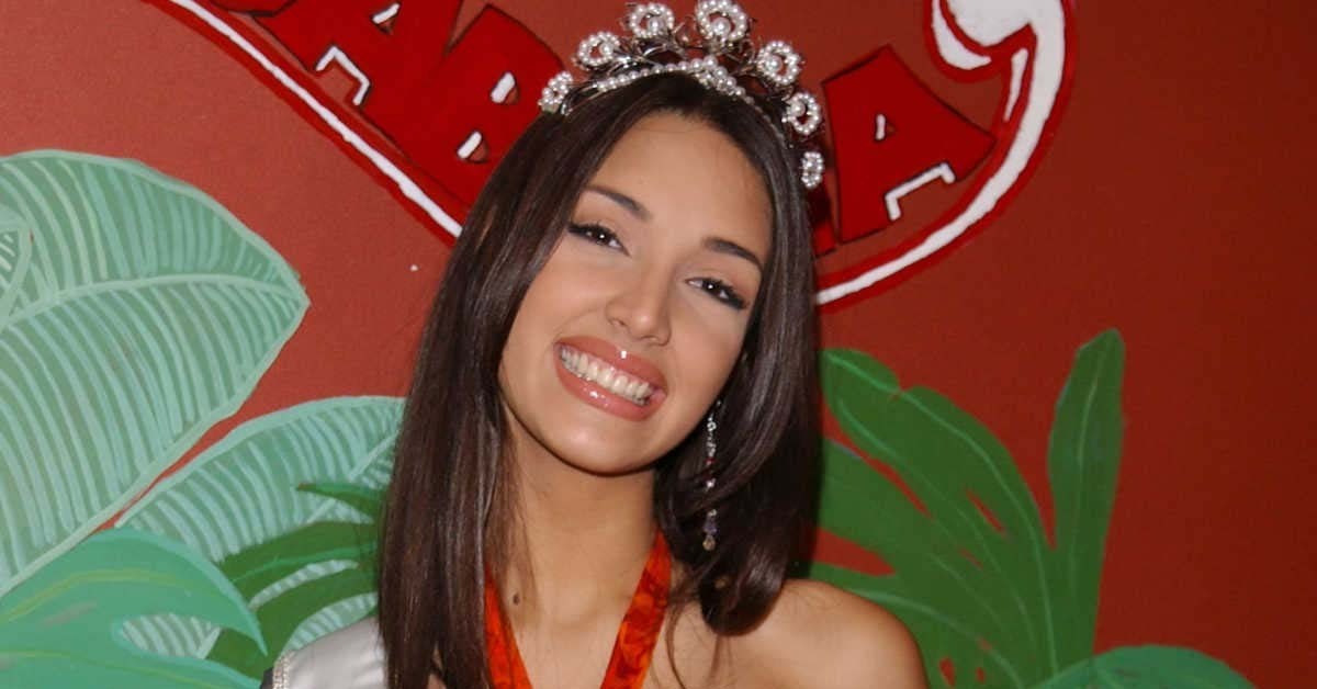 Tự tin khi bước vào cuộc thi, Amelia được nhiều người dự đoán cho vương miện Hoa hậu Hoàn vũ 2003. Tự tin khi bước vào cuộc thi, Amelia được nhiều người dự đoán cho vương miện Hoa hậu Hoàn vũ 2003.