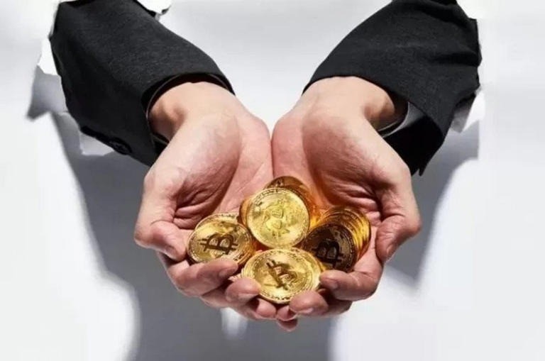 Cuối cùng, nhà tiên tri trẻ dự đoán thị trường tiền điện tử đi xuống nhưng thị trường năng lượng tái tạo lại đi lên. Ảnh minh họa: Internet Cuối cùng, nhà tiên tri trẻ dự đoán thị trường tiền điện tử đi xuống nhưng thị trường năng lượng tái tạo lại đi lên. Ảnh minh họa: Internet