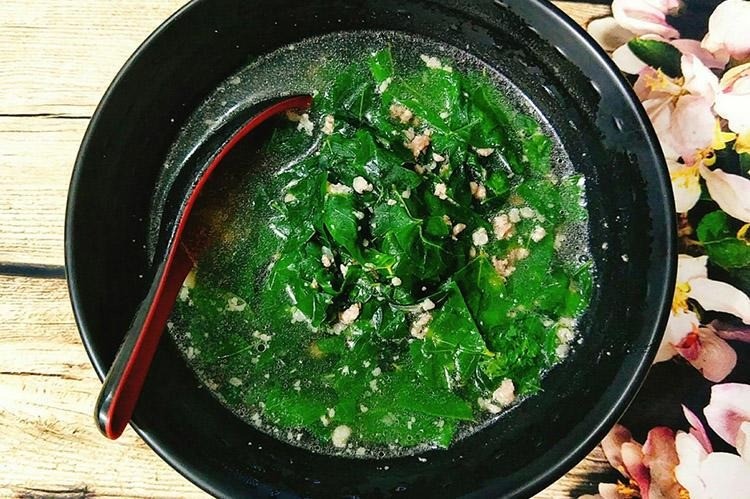 Tận dụng nước luộc thịt heo đúng cách sẽ giúp bạn có được một nồi canh thơm ngon, đậm vị mà không hề ngấy. Ảnh minh họa: Internet Tận dụng nước luộc thịt heo đúng cách sẽ giúp bạn có được một nồi canh thơm ngon, đậm vị mà không hề ngấy. Ảnh minh họa: Internet