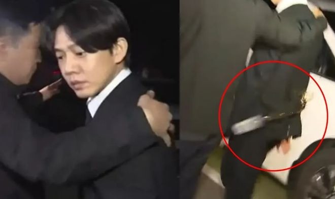 Trước đó, Yoo Ah In cũng bị người qua đường ném đồ vật vào người khi bị bắt hồi tháng 5. Ảnh: Internet Trước đó, Yoo Ah In cũng bị người qua đường ném đồ vật vào người khi bị bắt hồi tháng 5. Ảnh: Internet