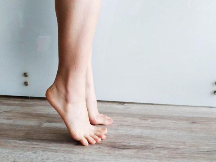 Không cần đi 10.000 bước, đứng một chỗ mà làm hành động này vẫn có những tác dụng kỳ diệu - Ảnh 1 Không cần đi 10.000 bước, đứng một chỗ mà làm hành động này vẫn có những tác dụng kỳ diệu - Ảnh 1