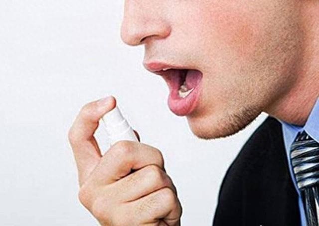 Hơi thở nặng mùi thì rất có thể dạ dày có quá nhiều vi khuẩn helicobacter pylori . Ảnh minh họa: Internet Hơi thở nặng mùi thì rất có thể dạ dày có quá nhiều vi khuẩn helicobacter pylori . Ảnh minh họa: Internet