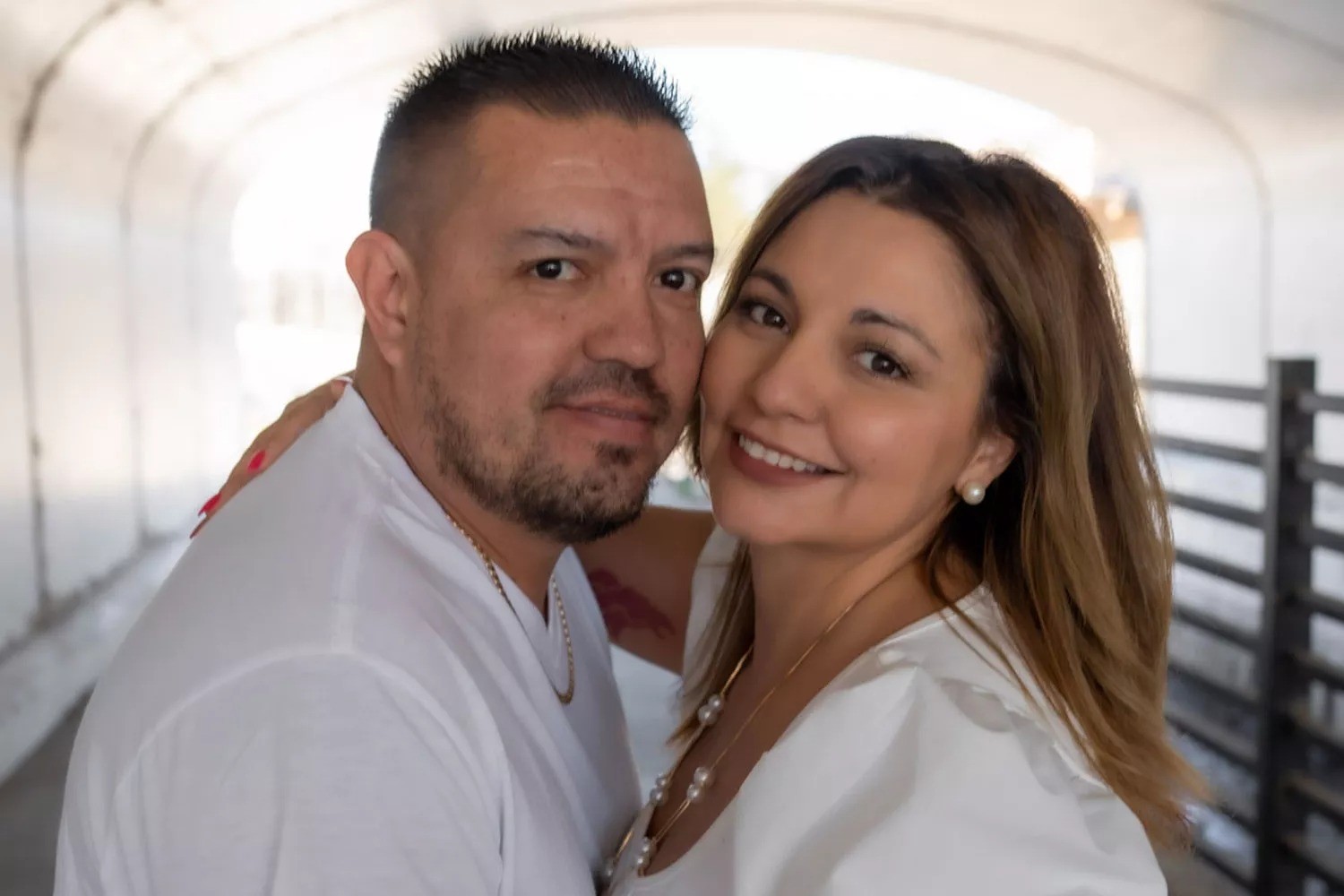 Celina và Joseph phát hiện ra là anh em họ sau khi đã kết hôn được 17 năm và có 3 con. Ảnh: PEOPLE