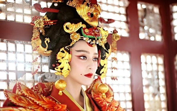Phạm Băng Băng khi hóa thân thành Võ Tắc Thiên trong phim 'Võ Mỵ Nương truyền kỳ'. Ảnh: Internet Phạm Băng Băng khi hóa thân thành Võ Tắc Thiên trong phim 'Võ Mỵ Nương truyền kỳ'. Ảnh: Internet