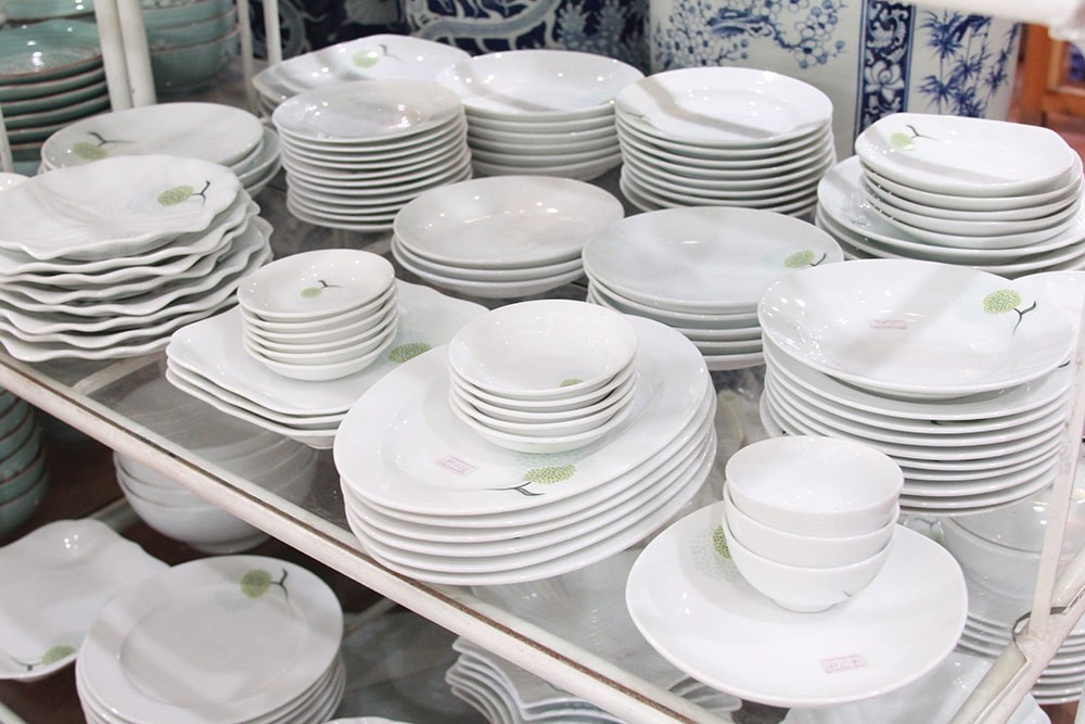 Những chiếc đĩa, bát sơ khai có hình tròn, xuất phát từ sự kế thừa và thói quen trong lịch sử. Ảnh minh họa: Internet